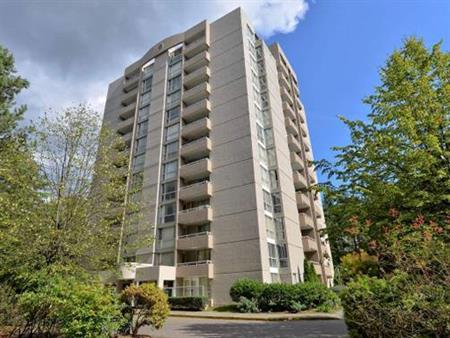 1 br apartment $2150 Halifax Towers available now! !1