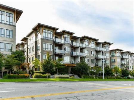 Guildford 2 bedroom 2 bathroom Condo