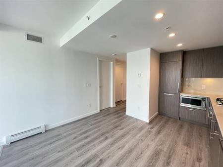 EV Ready 2 Parking ~ Surrey Central 2 Bedroom 2 Bath apartment