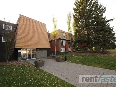 Spacious 2-Bedroom Condo for 6-Month Lease (Great Offer) | 312 - 315 50 Ave. SW, Calgary