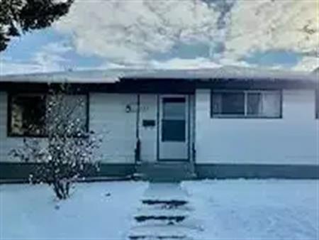 Affordable, spacious detached bungalow with double detached garage | Calgary