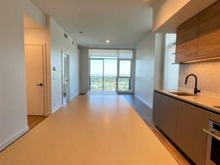 RARE Penthouse 2 Bed, 1 Bath + 2 balconies - Cat Friendly