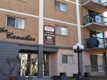 Cavalier Apartments | 1039 13 Avenue SW, Calgary