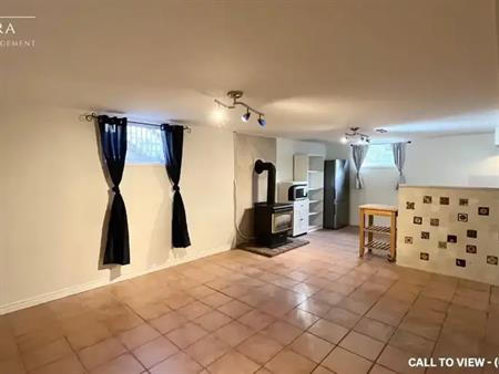 2-43 Bernick Dr, Barrie, Ontario L4M 5C1 | 43 Bernick Drive, Barrie