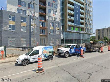 Appartement Montréal (Saint-Laurent) À Louer