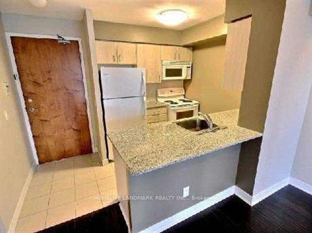 Yonge/Sheppard-Bright Spacious 1Bdrm 1Bath