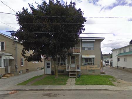 135 Rue Alexandre (Thurso) Charmant 4 1/2