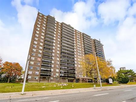 Majorca Towers | 201 Van Horne Avenue, North York