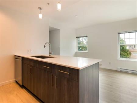 2 Bed 2 Bath in Central Fairview! SF #303