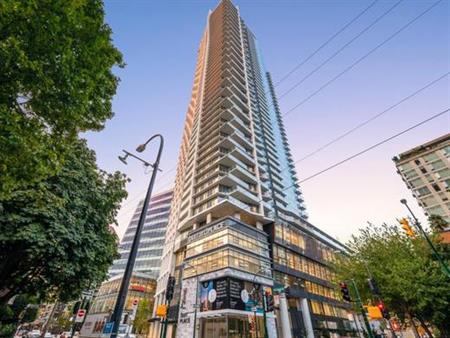 Downtown One Burrard English bay view furnished Luxury 2B+2B+1Den.