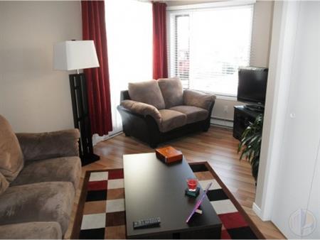 Style Condo 4 1/2 A Val-Bélair Pour Sep