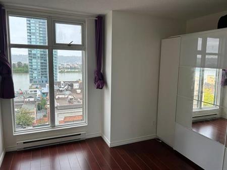 1 bedroom apartment available