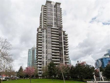 $3,300 988ft 2 bed/2 bath in Brentwood Highrise (Brentwood Mall)