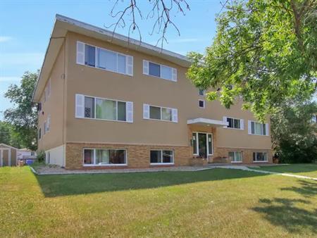 425 17th Ave E | 425 17th Ave E, Regina