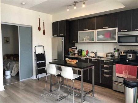 Ted Rogers / Bloor St Beautiful Spacious 1Bdrm Open Concept Kitchen