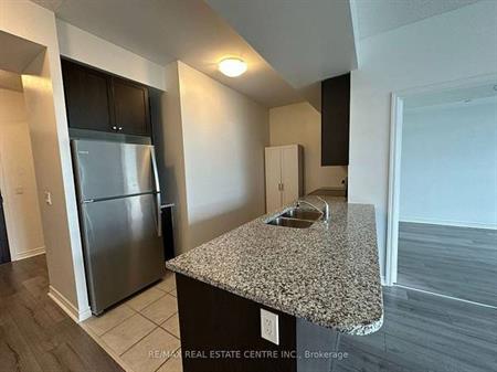 Rathburn Rd W & Confederation Gorgeous 1Bdrm Spacious Laminate Floors