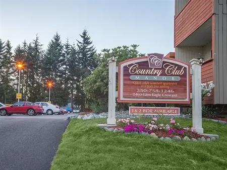 Country Club Manor | 2460 Glen Eagle Crescent, Nanaimo