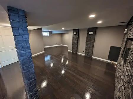 Large spacious house 3 B/R - 2.5 bath - fully finished basement | Calgary