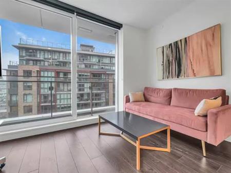 Avenue One- Move-In Ready 2bed 1bath