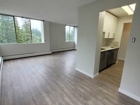 North Vancouver WoodCroft Fullerton- 2 bed 1 bath apartment for rent