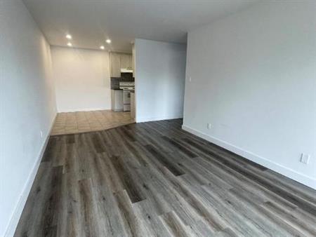 2 CH - 1 SDB - Montréal - $1,550 /mo