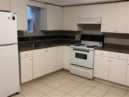 2 Bedroom Suite for Rent (Fleetwood)