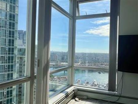 Furnished 1 bedroom + Den Yaletown Waterfront