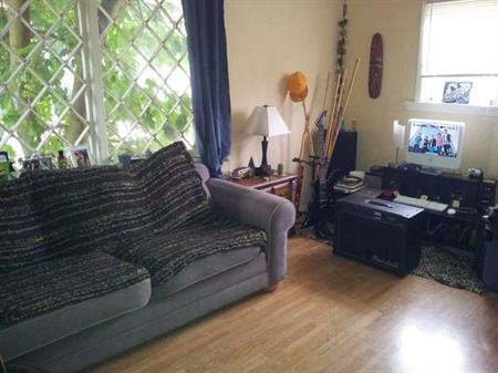 Cozy Apartment James bay 1 bedroom plus den