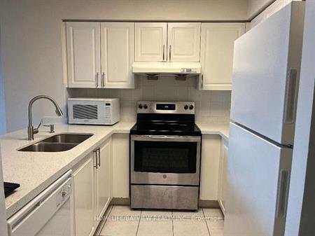 Yonge/Sheppard-Bright Open 1Bdrm 1Bath 1Parking