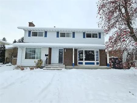 5 Bed with 2.5 Bath for Rent | 8415 187 Street Northwest, Edmonton