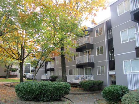 Regent Place Apartments | 14955 107A Avenue, Surrey