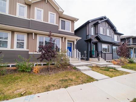 Orchards at Ellerslie Duplexes with Garage & Fenced Yard | 2704-2766 Chokecherry Place SW, Edmonton