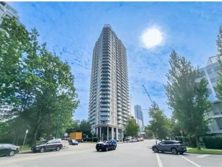 Comfortable 2 beds 2 baths apartment close to Metrotown for rent