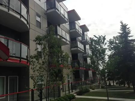 Upscale Condo steps from Unit Square | #412, - 10611 117 St NW, Edmonton