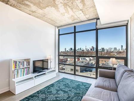 E9419485.Super Bright 1 bedroom loft with views.319 Carlaw Ave