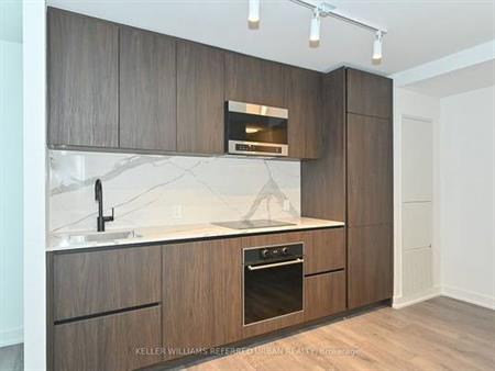 Eglinton/Mount Pleasant-New Modern 1Bdrm 1Bath 1Locker