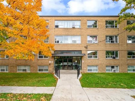 Seacomber Apartments | 95 25th St, Etobicoke