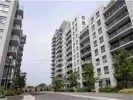 BOUTIQUE CONDO SPACIOUS 1 BED JUNCTION ADDRESS