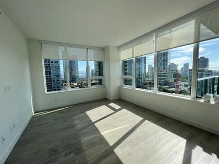 Metro 2br 2bth 17th Floor with AC LOCATION!