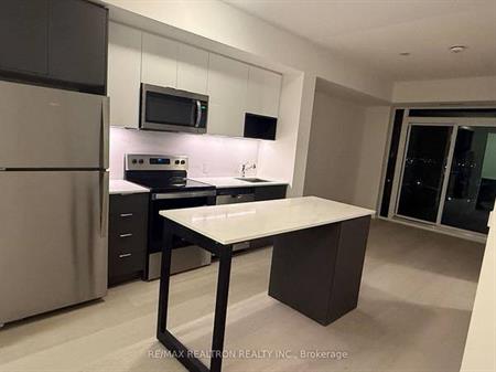 Robert Speckway/Burnhamthorpe-New Modern 2Bdrm 2Bath 1Parking&Locker