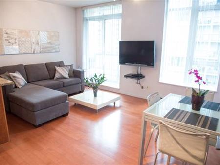 Luxury Furnished Yaletown 1 BR + Parking! The Bentley