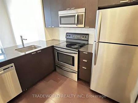 Yonge/Sheppard Ave East Luxurious 1Bdrm 11Ft Ceilings Near Subway