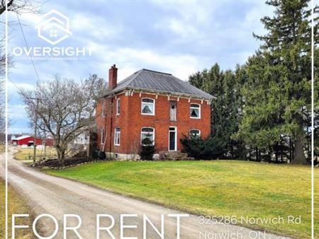 5-Bedroom Century Farm House Near Norwich!! | 325286 Norwich Road, Norwich