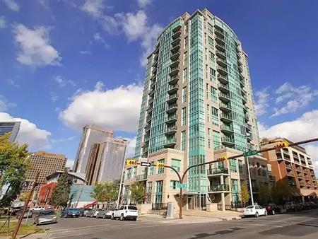 Executive Spacious 1 bedroom condo in Downtown | 1001 - 788 12 Avenue SW, Calgary