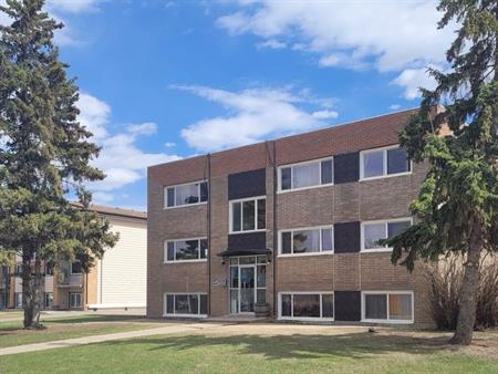 602 Hopkins Street | 602 Hopkins Street, Saskatoon