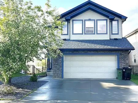 3 Bedrooms, large living room, bonus room and 2.5 Bathrooms | 8210 6 Avenue Southwest, Edmonton