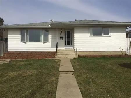 Spacious 3 bedroom | 6712 149A Avenue Northwest, Edmonton