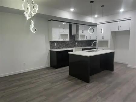 BE THE FIRST TENANT ON THIS AMAZING UNIT | 53 - 130 Hawks Ridge Boulevard Northwest, Edmonton