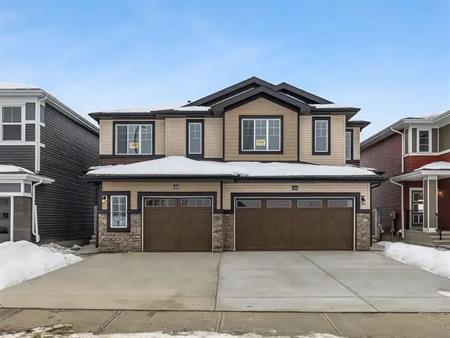 A beautiful brand new house in Sora SE | Sora Ter SE, Calgary