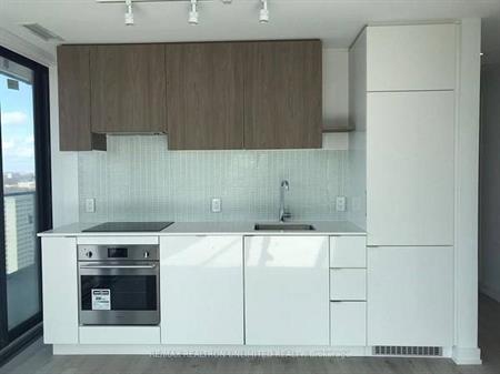 Yonge/Eglinton-Stunning Bright 2Bdrm 2Bath 1Parking